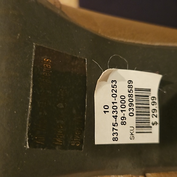 NWT WILD DIVA ANKLE ZIPPER HEELED BOOTS BROWN - Picture 11 of 12